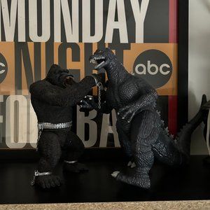 Collector Pieces, Godzilla vs Kong figurines!